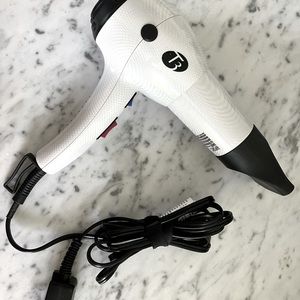 T3 Featherweight Hair Dryer
